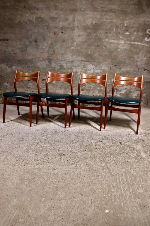 4X Erik Buch - Model 310 Chair