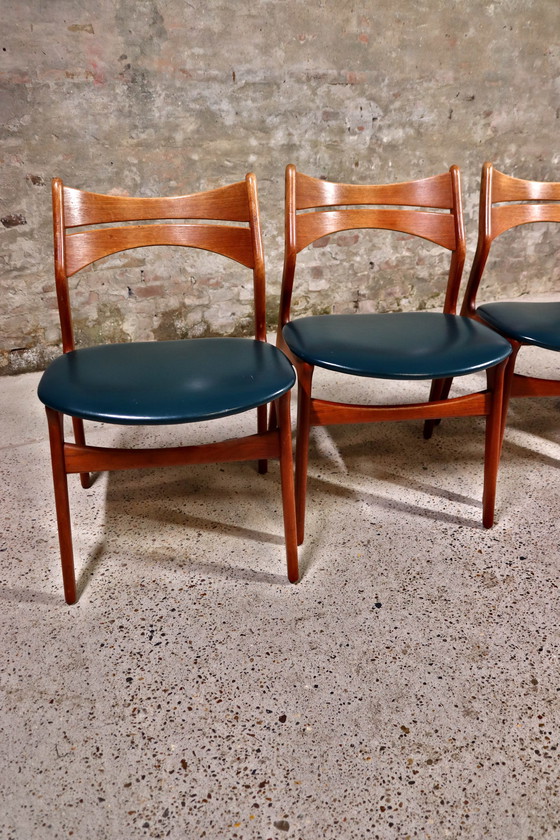 Image 1 of 4X Erik Buch - Model 310 Chair