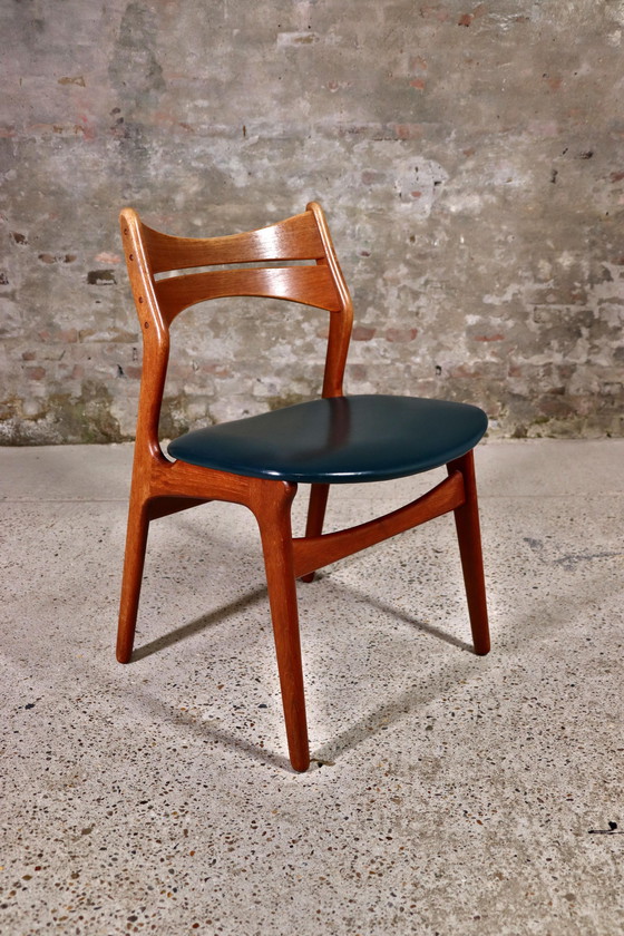 Image 1 of 4X Erik Buch - Model 310 Chair