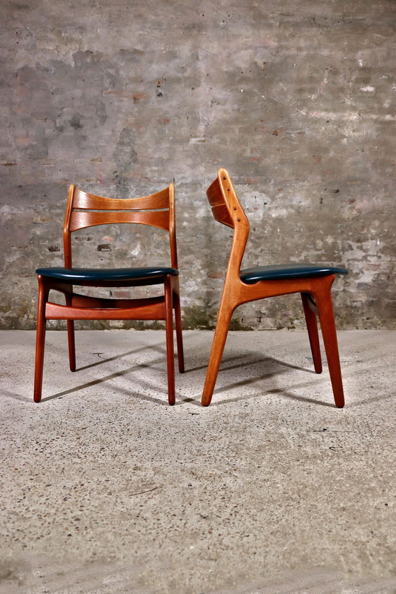 Image 1 of 4X Erik Buch - Model 310 Chair