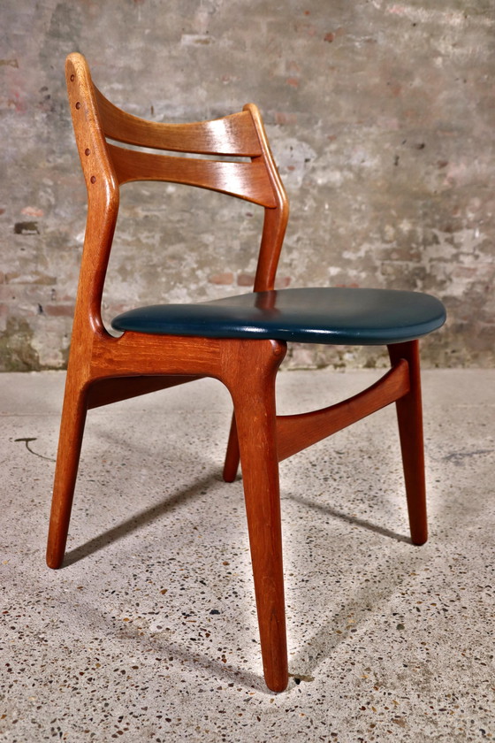 Image 1 of 4X Erik Buch - Model 310 Chair