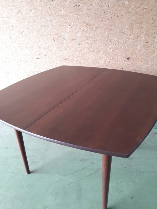 Vintage Extendable Dining Table