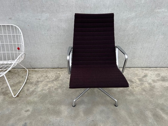 Image 1 of Vitra Eames Ea119 Leather Office Chair