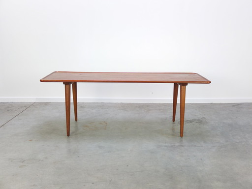 Andreas Tuck Table basse en teck et chêne par Hans Wegner