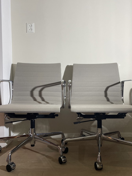 Image 1 of 2X Vitra Charles Eames Desk Chair (light gray/cream)