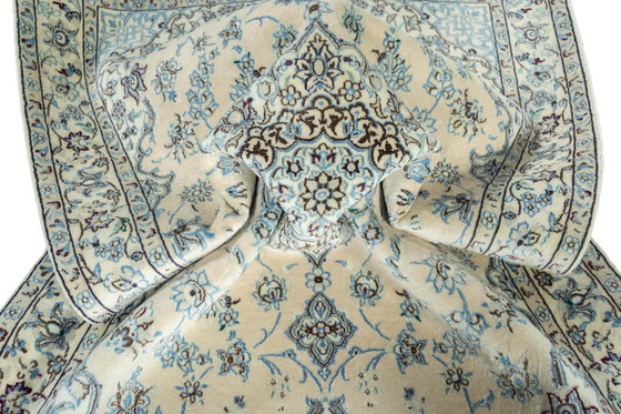 Image 1 of Hand-knotted Nain 9 La With Silk Oriental Rug - 203 X 126 Cm