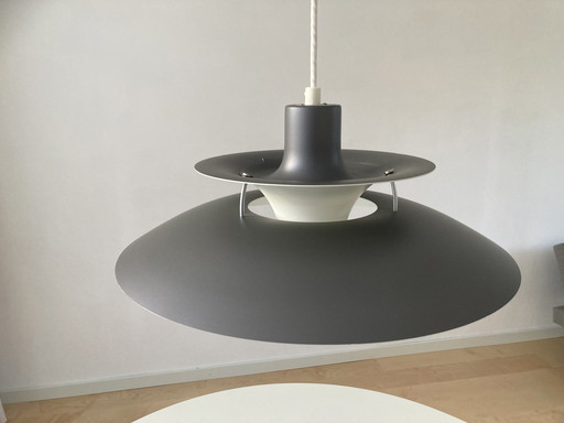 Louis Poulsen Pendant lamp Brown, blue, red