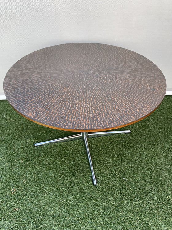 Image 1 of Table basse brutaliste