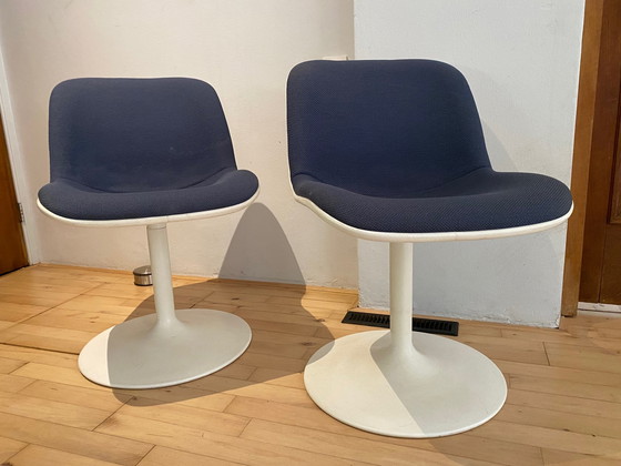 Image 1 of 2x Artifort Dining Chair byHajime Oonishi