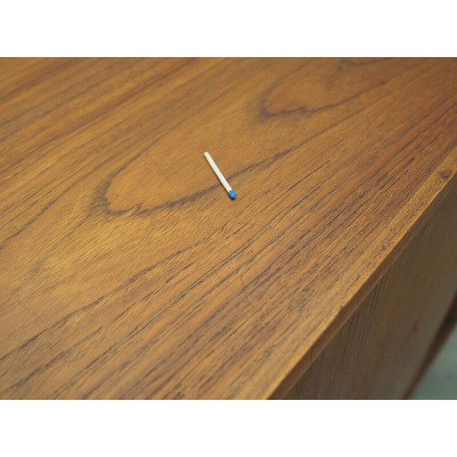 Aparador alto vintage de teca, Dinamarca, años 60