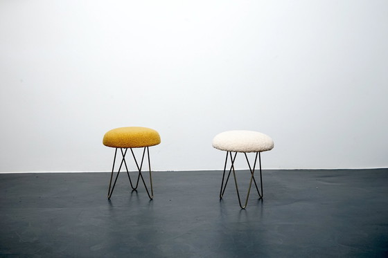 Image 1 of Tabouret vintage avec Hoop Legs et sièges en peluche, lot de 2