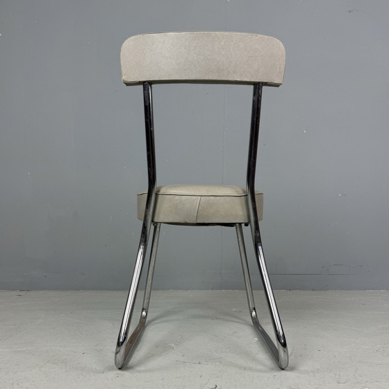 Image 1 of Tube frame cantilever chair