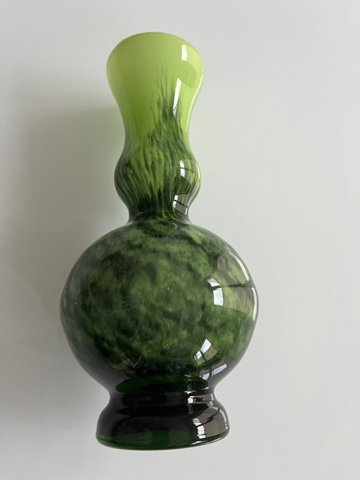 Opaline vase Florence lime 1970