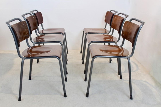 Image 1 of 6 x Industrial Plywood TH-Delft by W.H. Gispen chairs