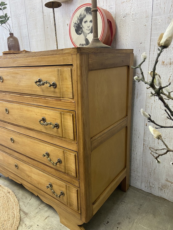 Image 1 of 50'S chest of drawers