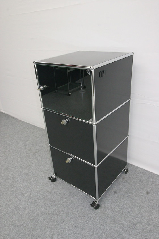 Image 1 of Armoire multimédia USM Haller