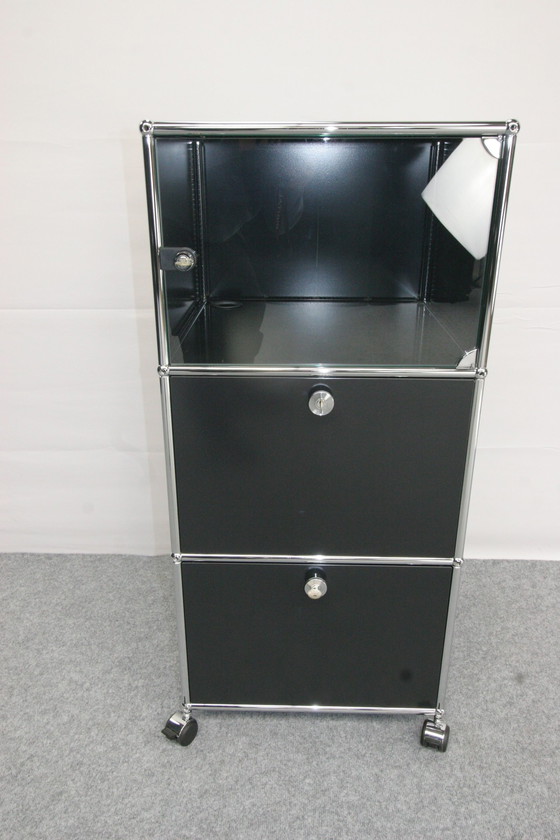 Image 1 of Armoire multimédia USM Haller