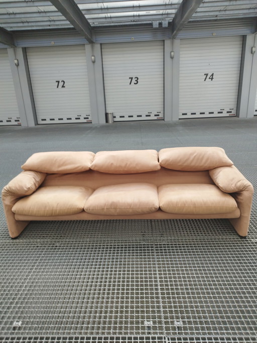 Cassina Maralunga 3 seater classic