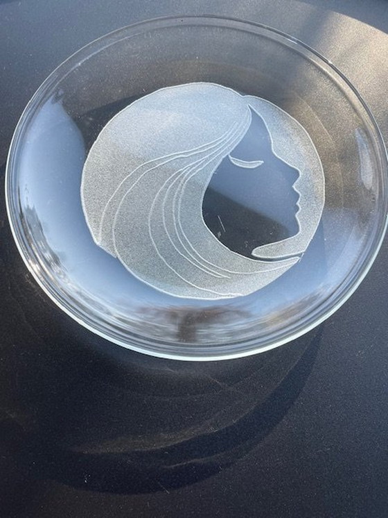 Image 1 of Bowl With Stylized Image Woman (Glass Art)