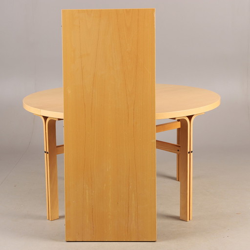 Round beech table with extension leaf