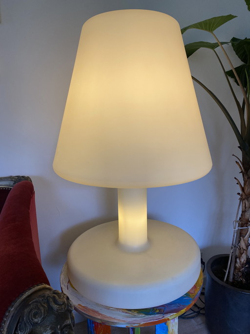 The grand fatboy lamp