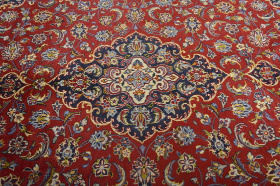 Image 1 of Hand-knotted Red Keshan Oriental Rug - 299 X 201 Cm