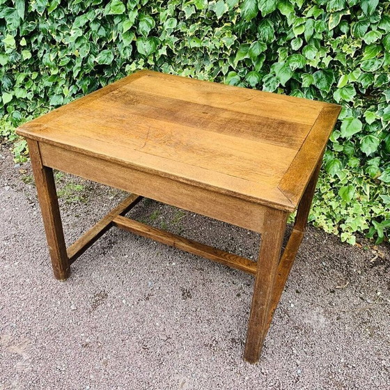 Image 1 of Vintage oak table