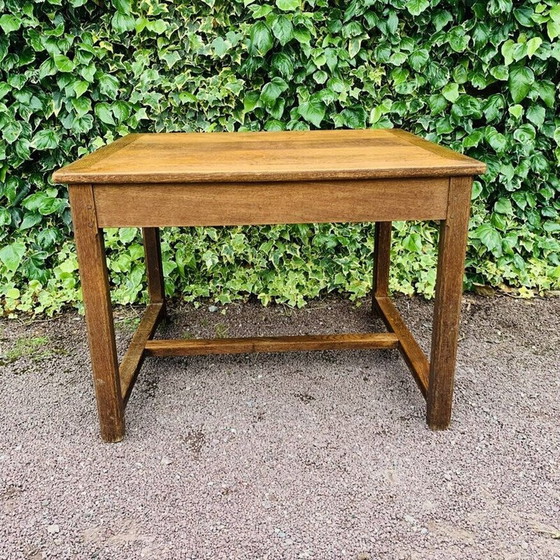 Image 1 of Vintage oak table