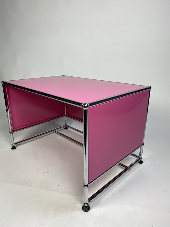 Image 1 of USM Haller children's desk, pink, custom-made