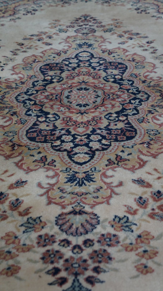 Image 1 of Tapis oriental en laine aux couleurs douces : rose, crème et bleu, 290x200cm