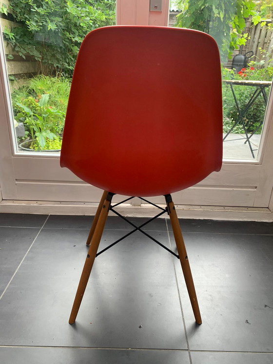 Image 1 of Chaise Vitra Charles & Ray Eames DSW