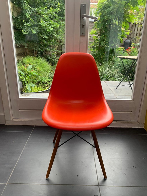 Chaise Vitra Charles & Ray Eames DSW