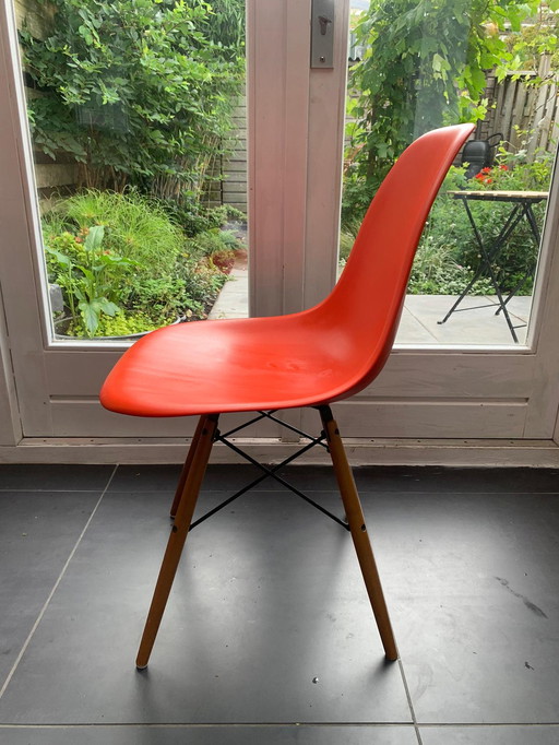 Chaise Vitra Charles & Ray Eames DSW