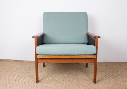 Pair De Fauteuils Danois En Teck, Tissu Et Cuir, Modèle N°4 Capella Illum Wikkelsø Pour Niels Eilersen 1960.