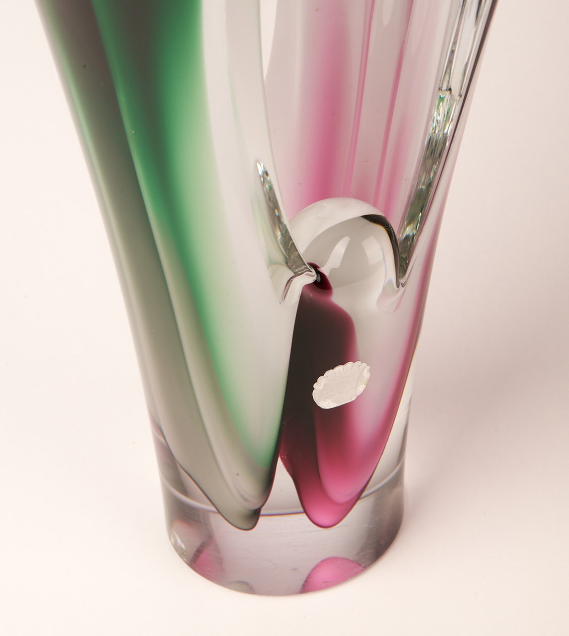 Vintage Flygsfors Coquille Studio Art Glass Vase | €189