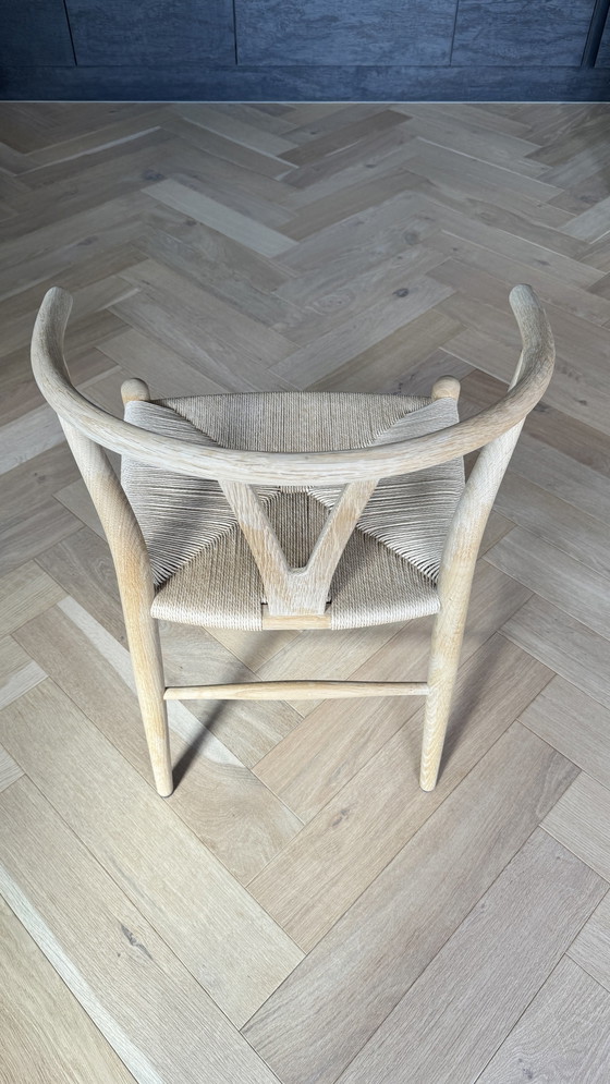 Image 1 of Carl Hansen Wishbone Stoel Ch24 Eiken