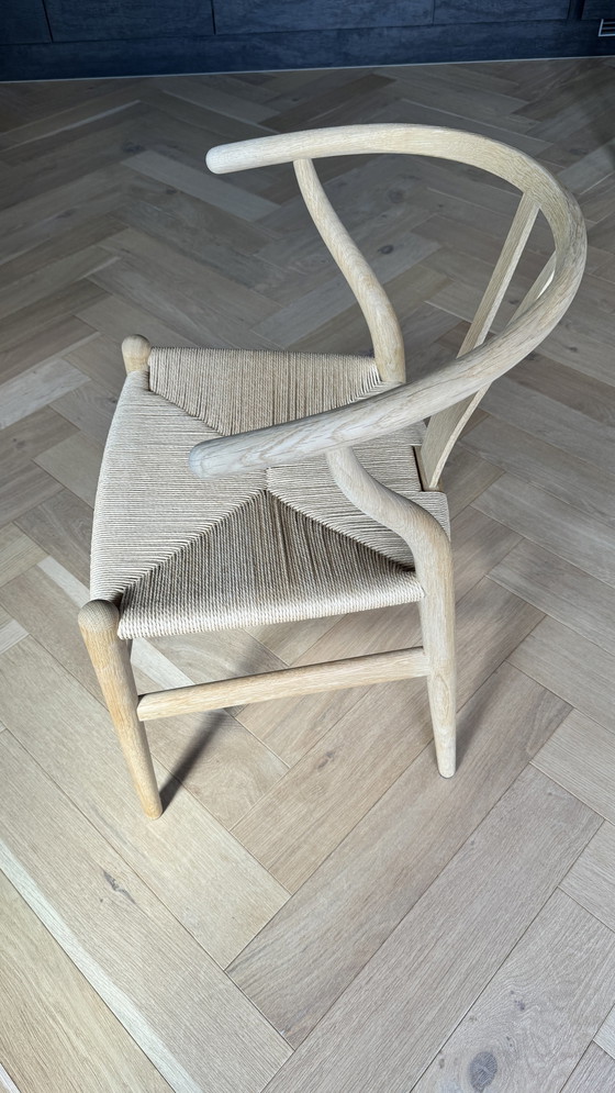 Image 1 of Carl Hansen Wishbone Stoel Ch24 Eiken