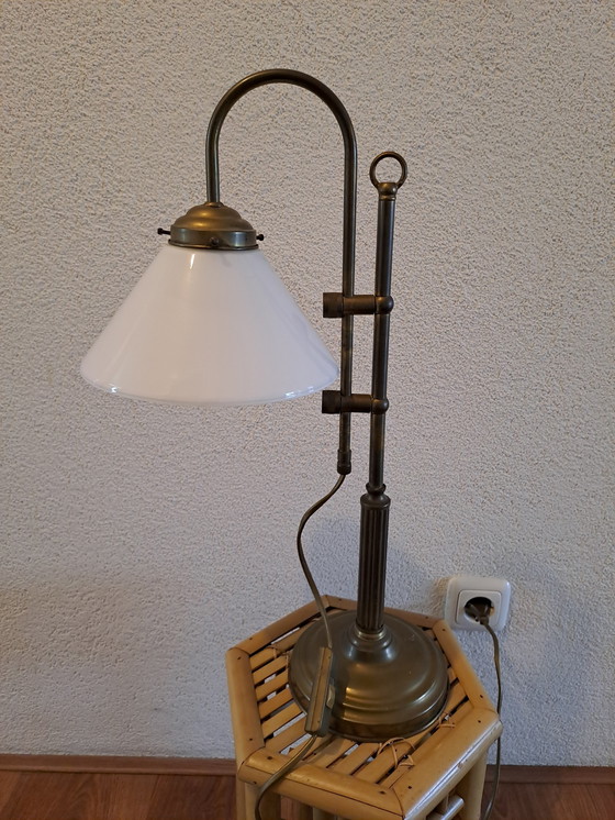 Image 1 of Lampe de bureau vintage Allemagne