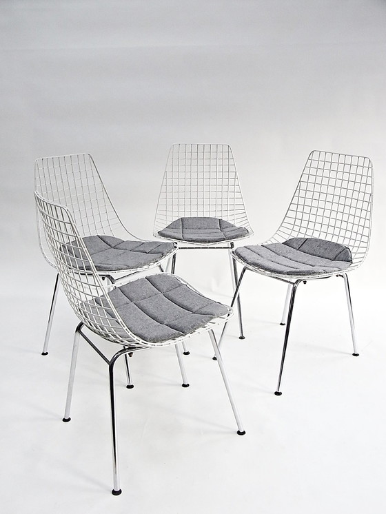 Image 1 of 4X Wire Chair