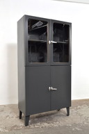 Armoire à pharmacie vintage