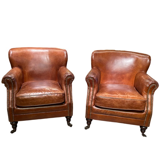 2 poltrone Chesterfield Tub