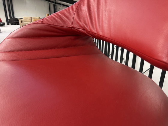 Image 1 of Leolux Gisa Swivel armchair Red leather