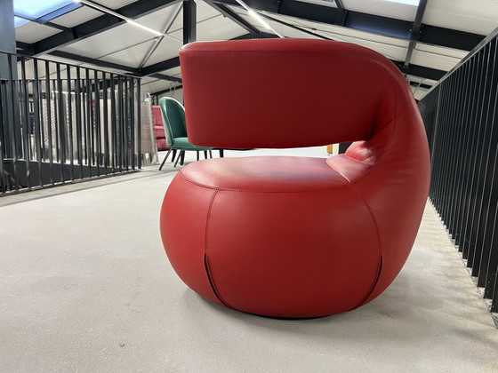 Image 1 of Leolux Gisa Fauteuil pivotant Cuir rouge