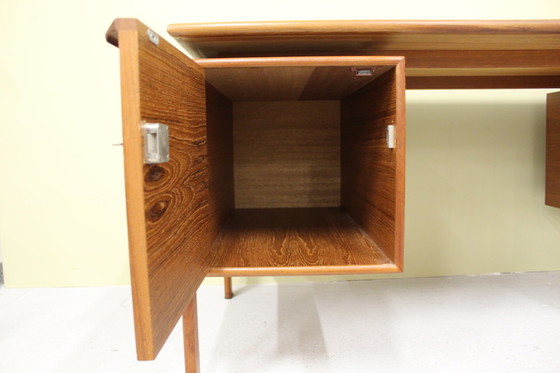 Image 1 of Scrivania vintage dal design danese, GV Møbler