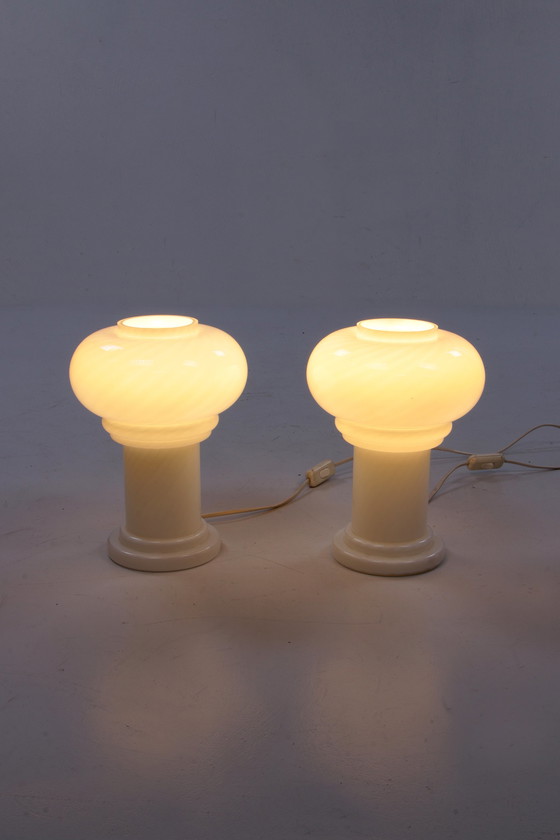 Image 1 of 2x Vintage Opaline glass table lamp
