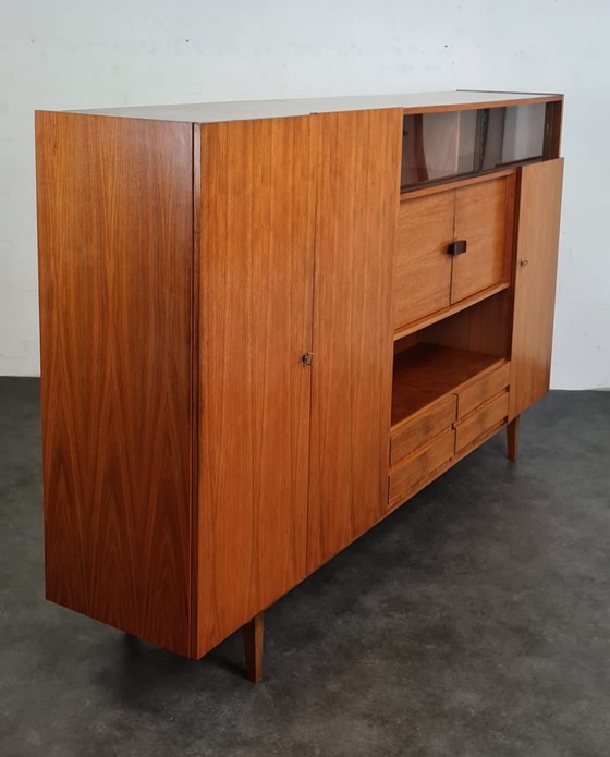 Image 1 of Credenza alta vintage