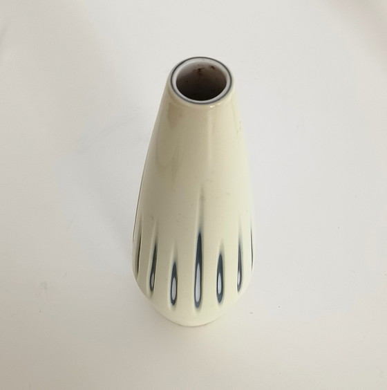 Image 1 of Vase Sgrafo Peter Muller