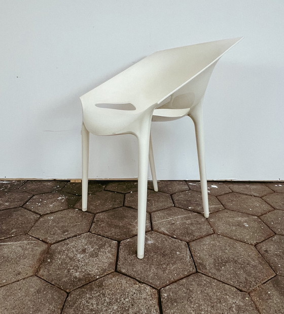 Image 1 of Set of 6 white Kartell Dr Yes chairs, after 2000