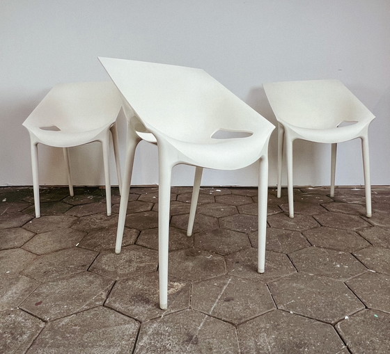 Image 1 of Set of 6 white Kartell Dr Yes chairs, after 2000