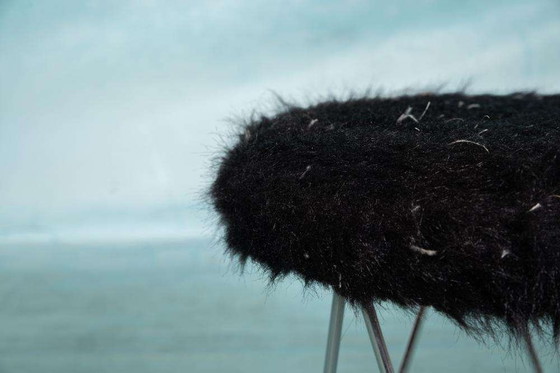 Image 1 of Space age seventies hairpin stool, fluffy stool hairpins